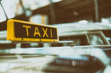 Битва репутаций: анализируем сервисы такси